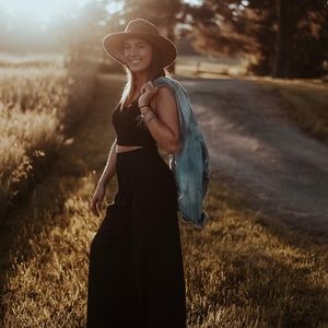 Meet your Posher, Kaelyn